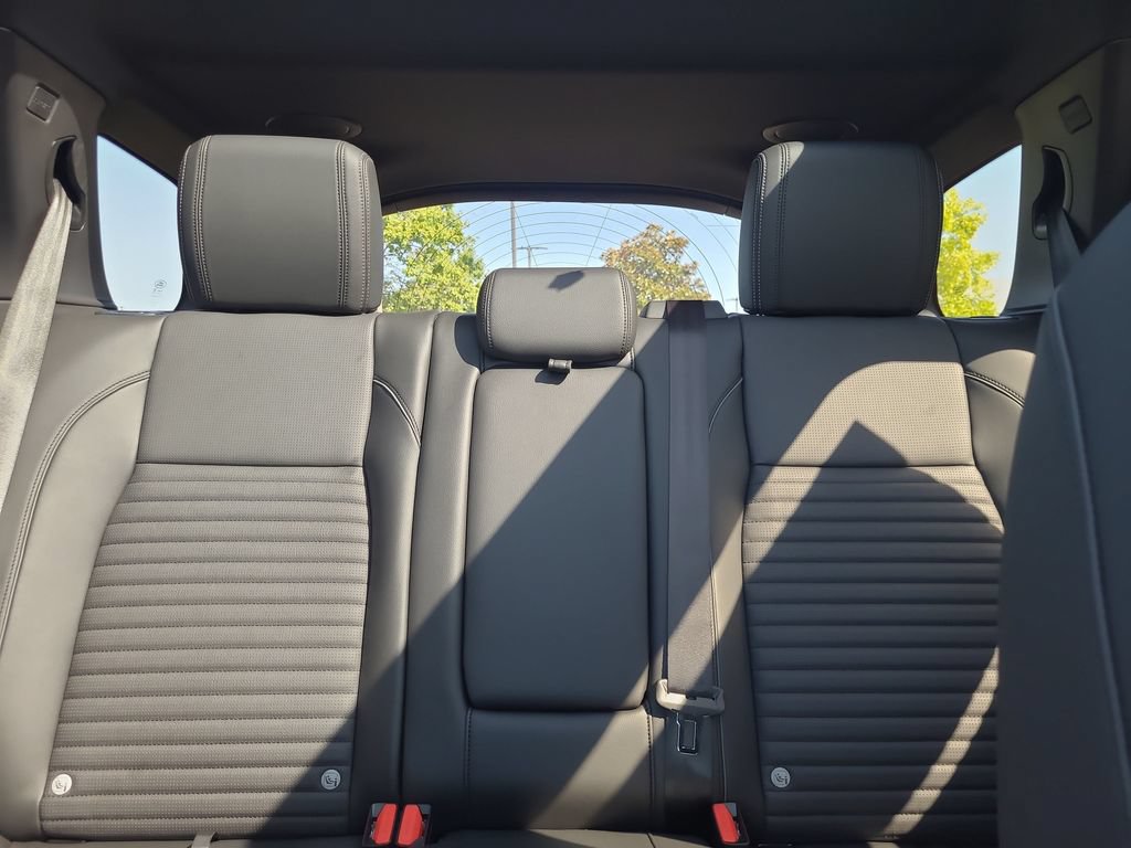 New 2026 Land Rover Discovery Sport Landmark AWD/4WD image 28