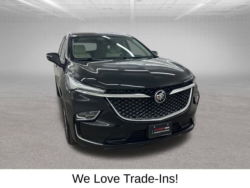 Used 2023 Buick Enclave Avenir w/ Avenir Technology Package AWD/4WD image 3