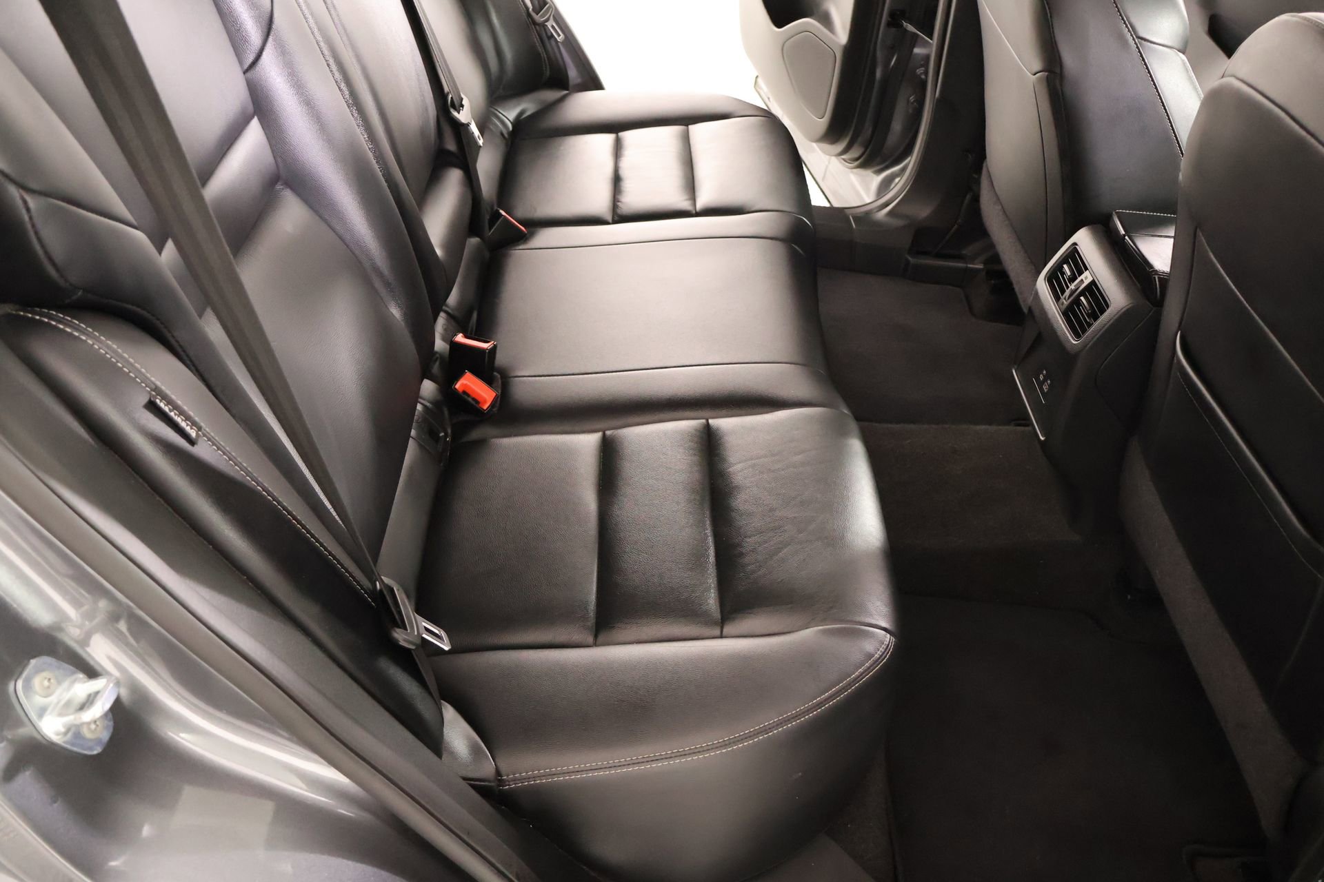 Used 2023 Nissan Rogue SL FWD image 14