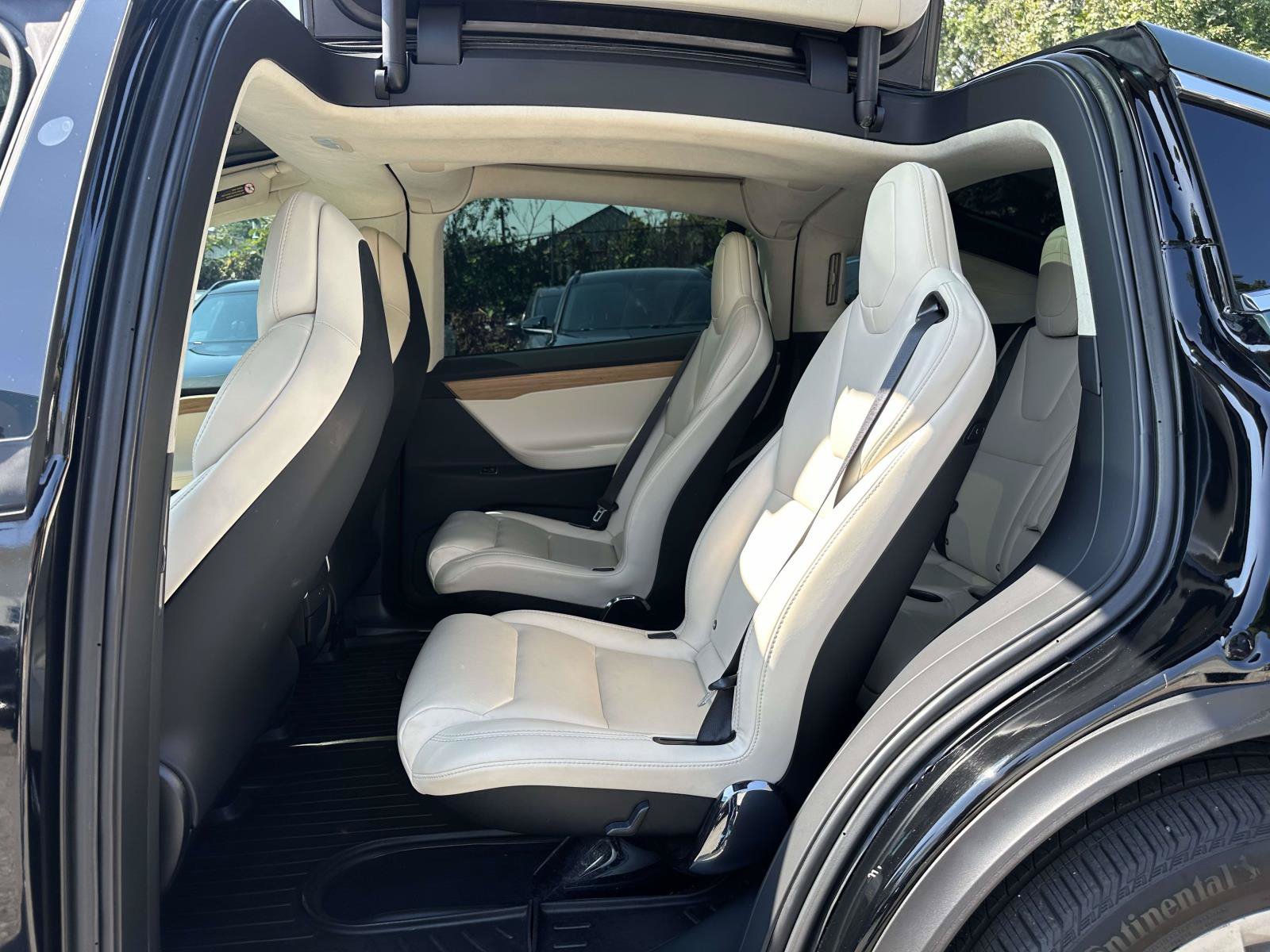 Used 2019 Tesla Model X AWD/4WD image 17