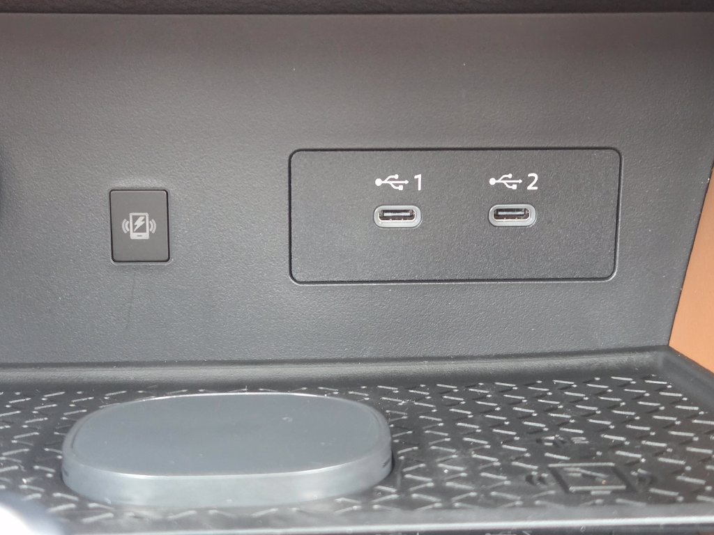 New 2026 Nissan Pathfinder Platinum AWD/4WD image 17