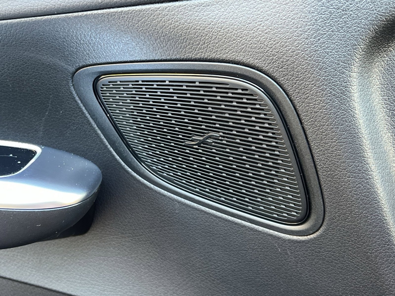 New 2026 Mercedes-Benz GLC 300 4MATIC image 33