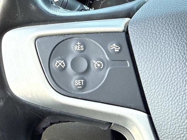 Used 2020 GMC Terrain SLE image 25