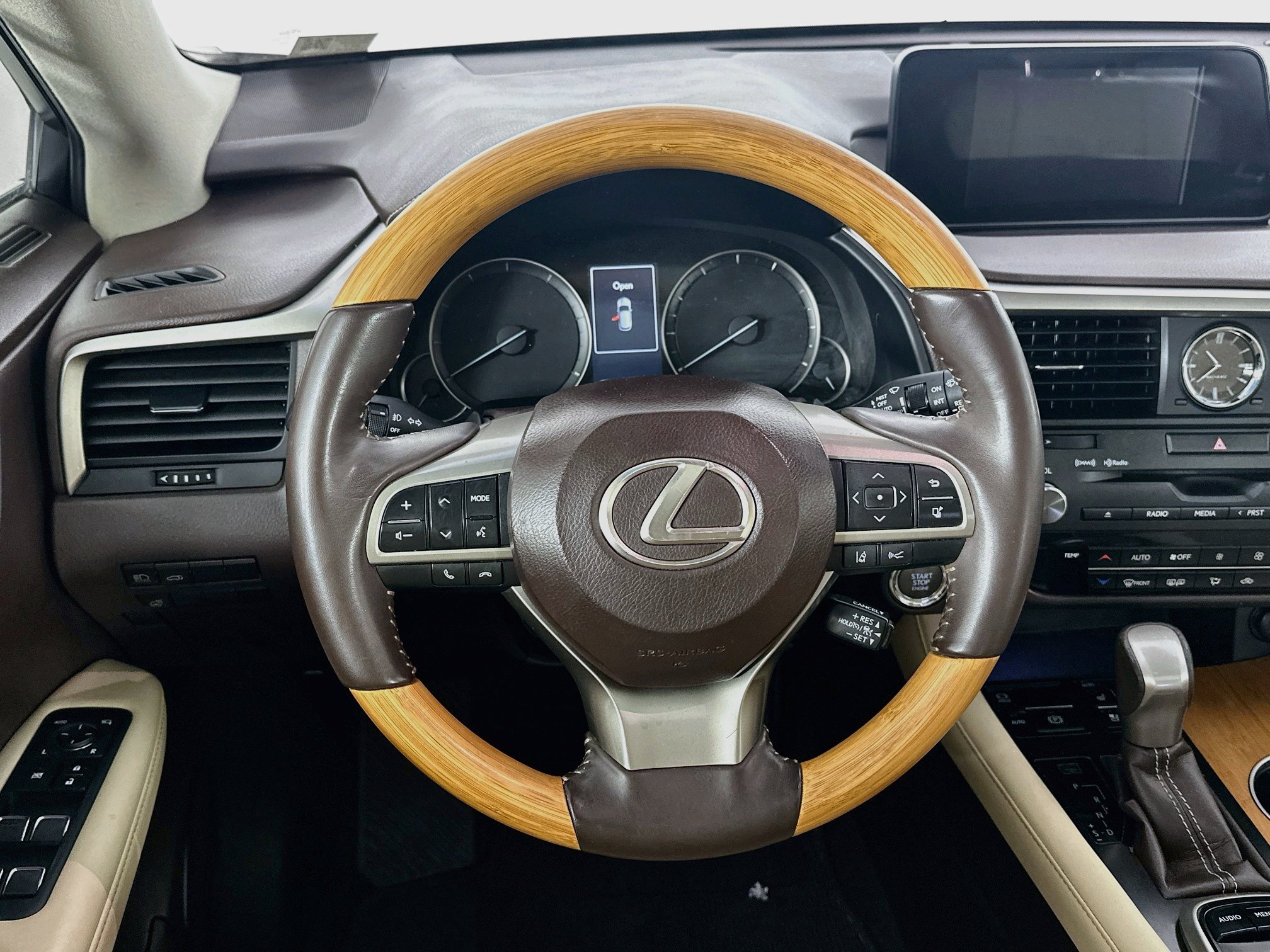 Used 2017 Lexus RX 350 FWD w/ Premium Package image 18