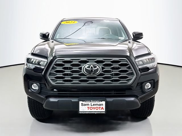 Used 2023 Toyota Tacoma TRD Off-Road image 2