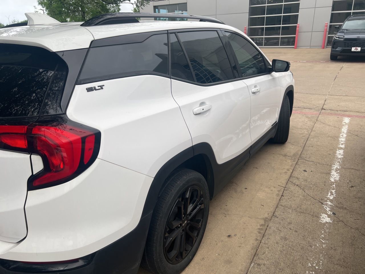 Used 2020 GMC Terrain SLT w/ Preferred Package image 5