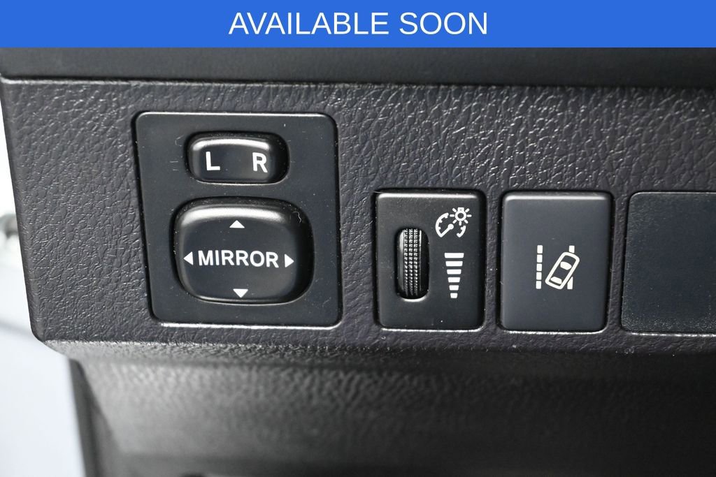 Used 2017 Toyota RAV4 LE w/ Carpet Mat Package AWD/4WD image 14