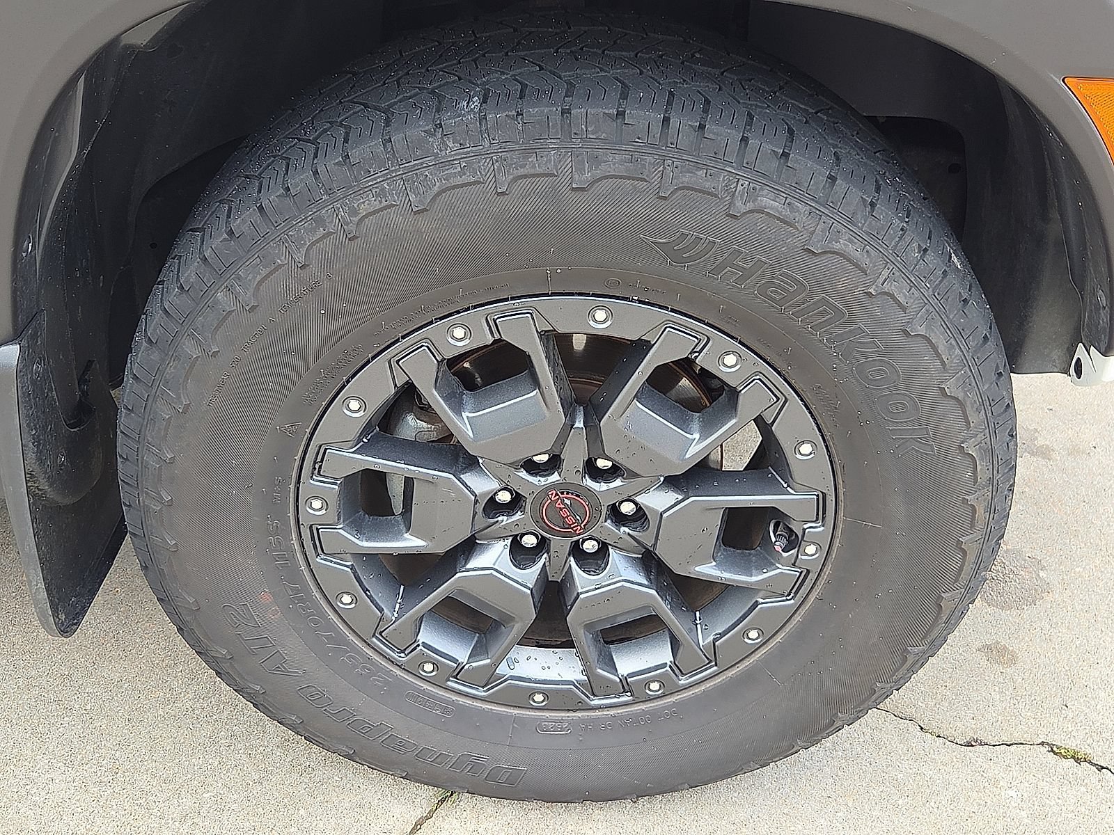 Used 2024 Nissan Frontier PRO-4X w/ Pro Premium Package AWD/4WD image 7