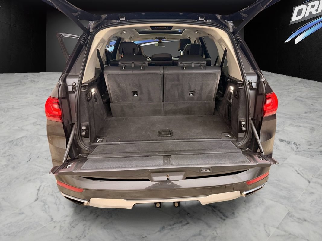 Used 2019 BMW X7 xDrive50i w/ Cold Weather Package AWD/4WD image 31