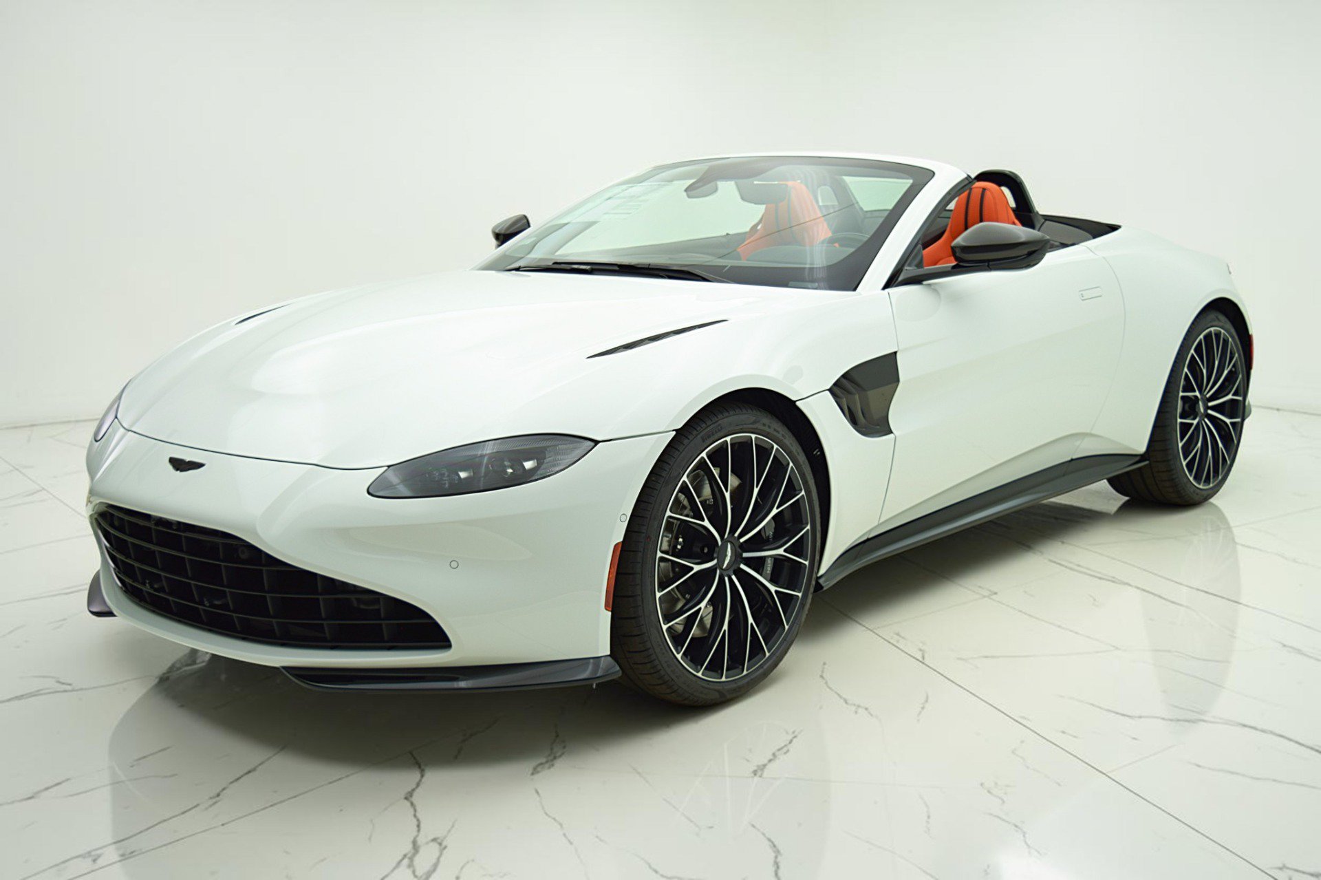 Used 2023 Aston Martin V8 Vantage Roadster