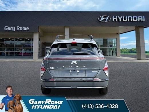 Certified 2025 Hyundai Kona Limited FWD image 12