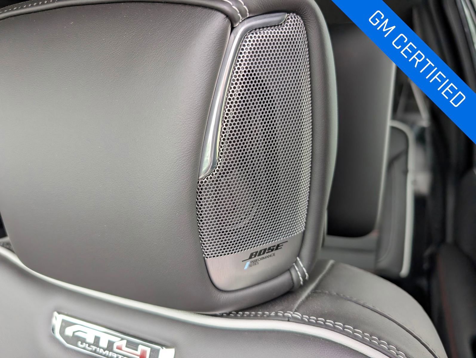 Used 2025 GMC Yukon AT4 Ultimate w/ LPO, Floor Liner Package image 16