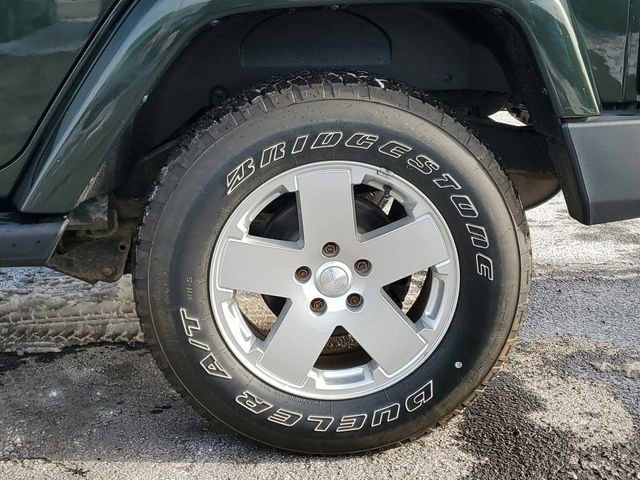 Used 2010 Jeep Wrangler Unlimited Sahara w/ Trailer Tow Group image 29