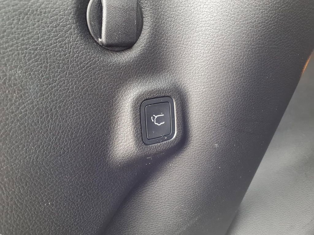 Used 2023 Jeep Compass Limited w/ Elite Group AWD/4WD image 27