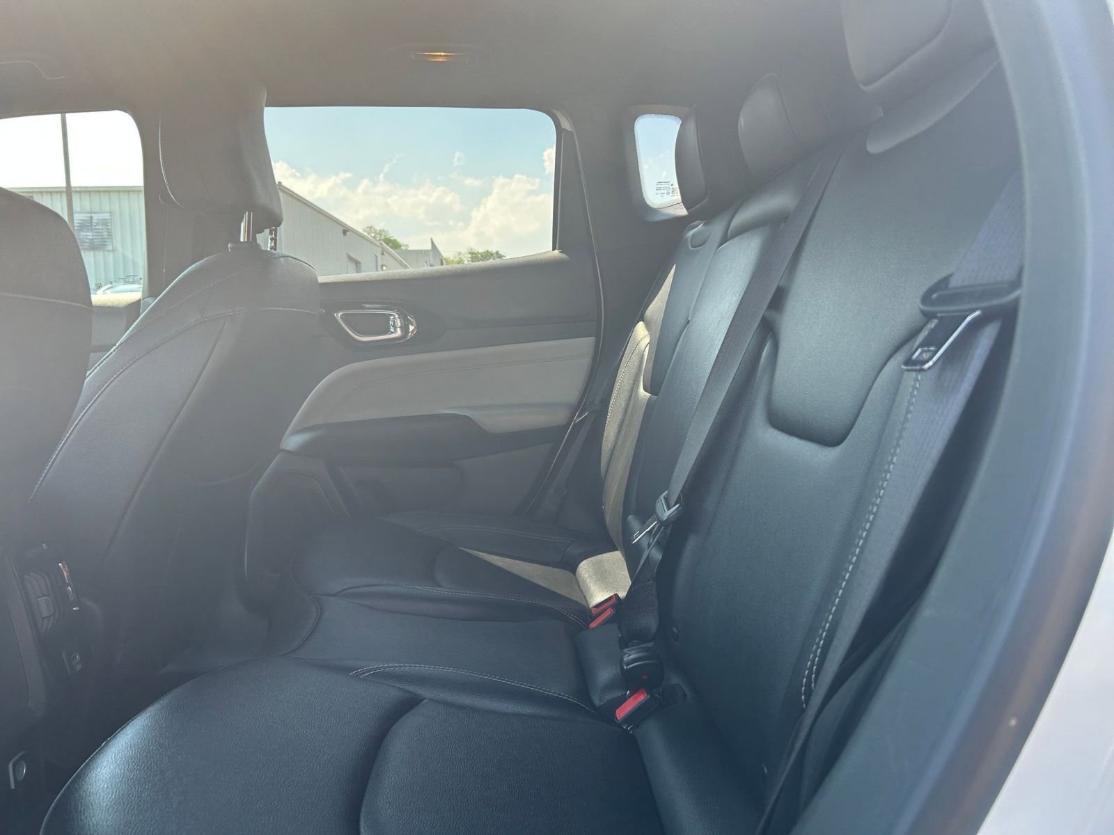 Used 2025 Jeep Compass Limited AWD/4WD image 21