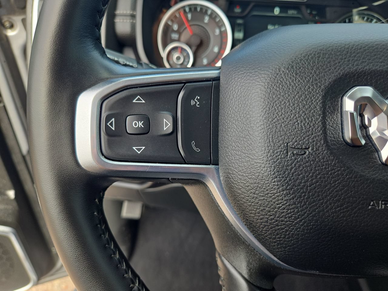 Used 2024 RAM 3500 Laramie AWD/4WD image 16
