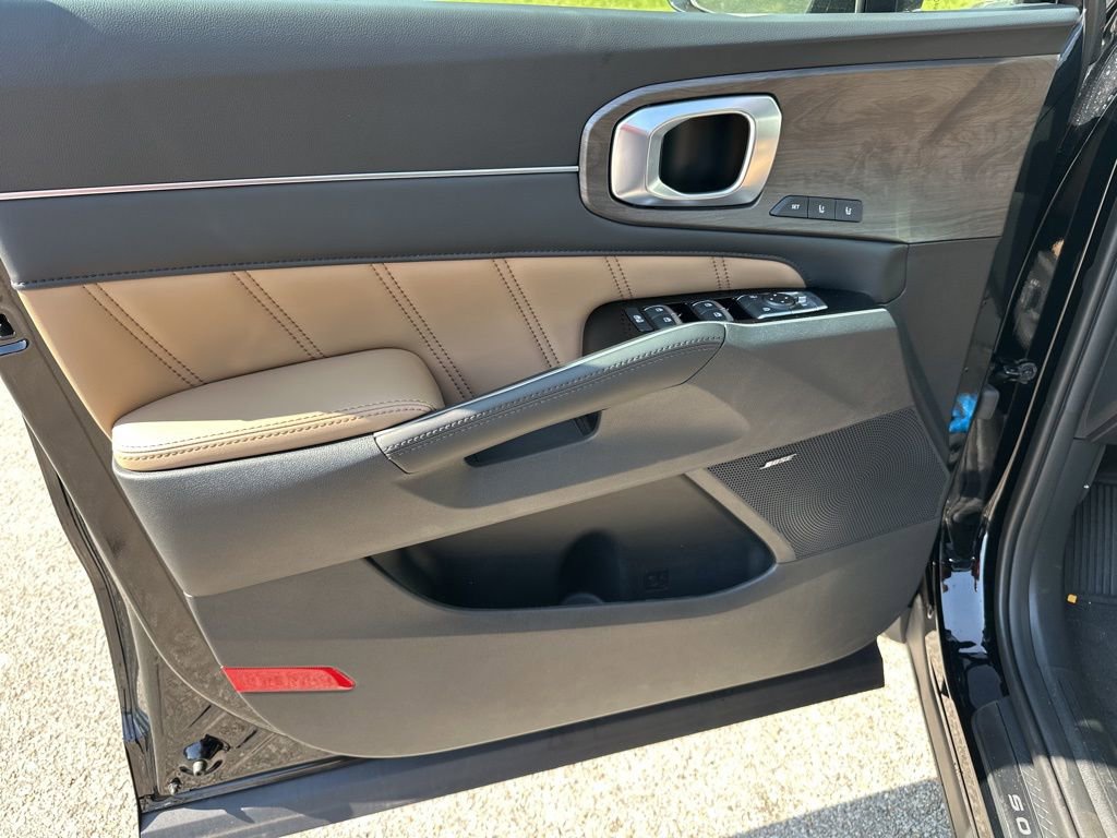 New 2026 Kia Sorento SX Prestige w/ Olive Brown Leather Package image 17