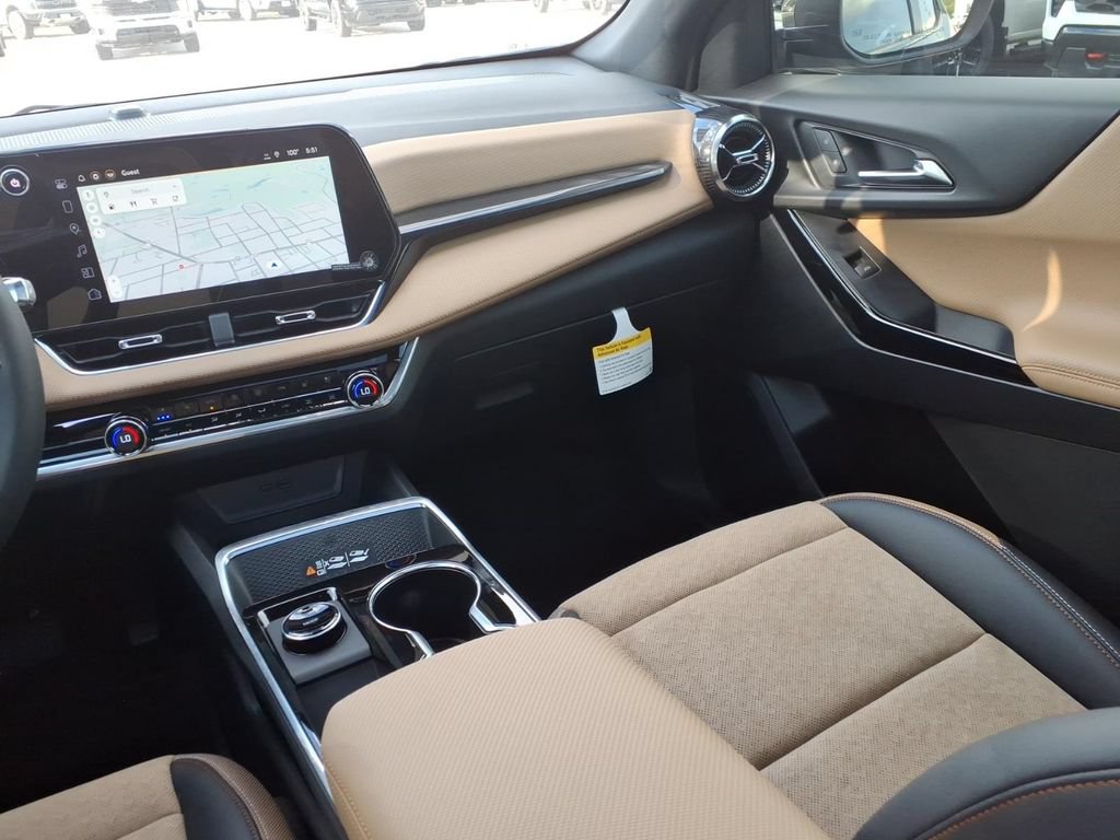 New 2026 Chevrolet Equinox ACTIV w/ Convenience Package III FWD image 15
