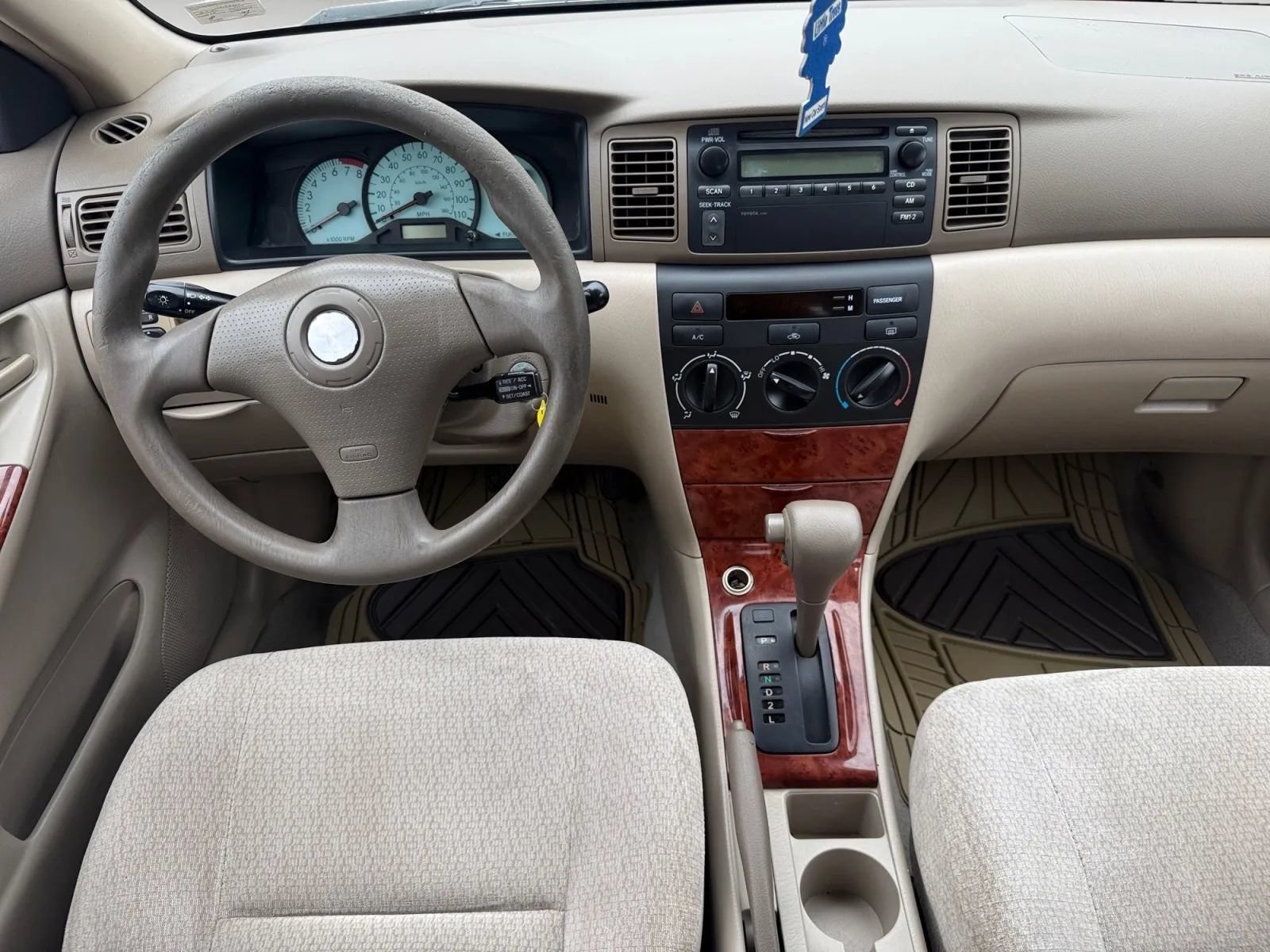Used 2003 Toyota Corolla CE FWD image 11