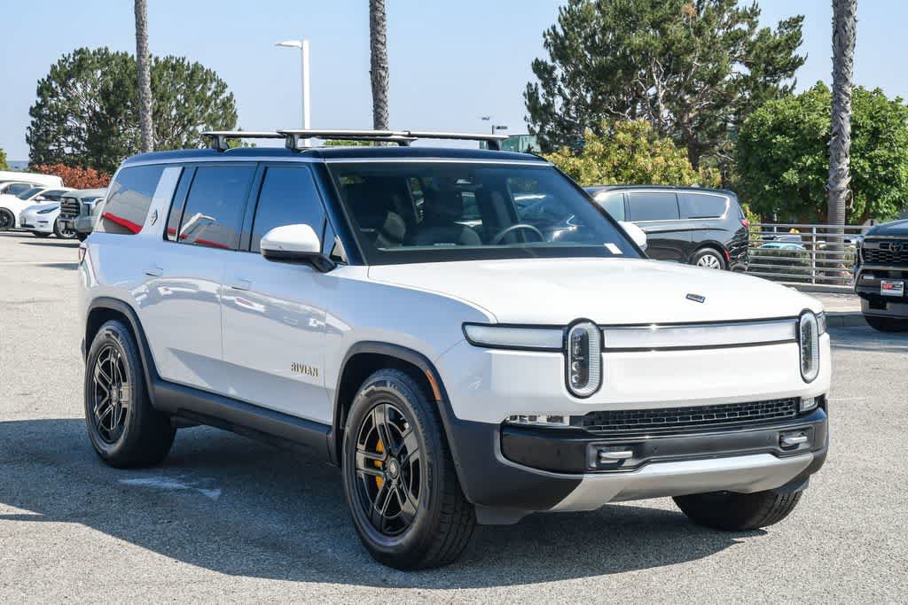 Used 2023 Rivian R1S Adventure AWD/4WD image 3