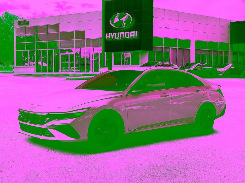 New 2026 Hyundai Elantra SEL FWD image 2