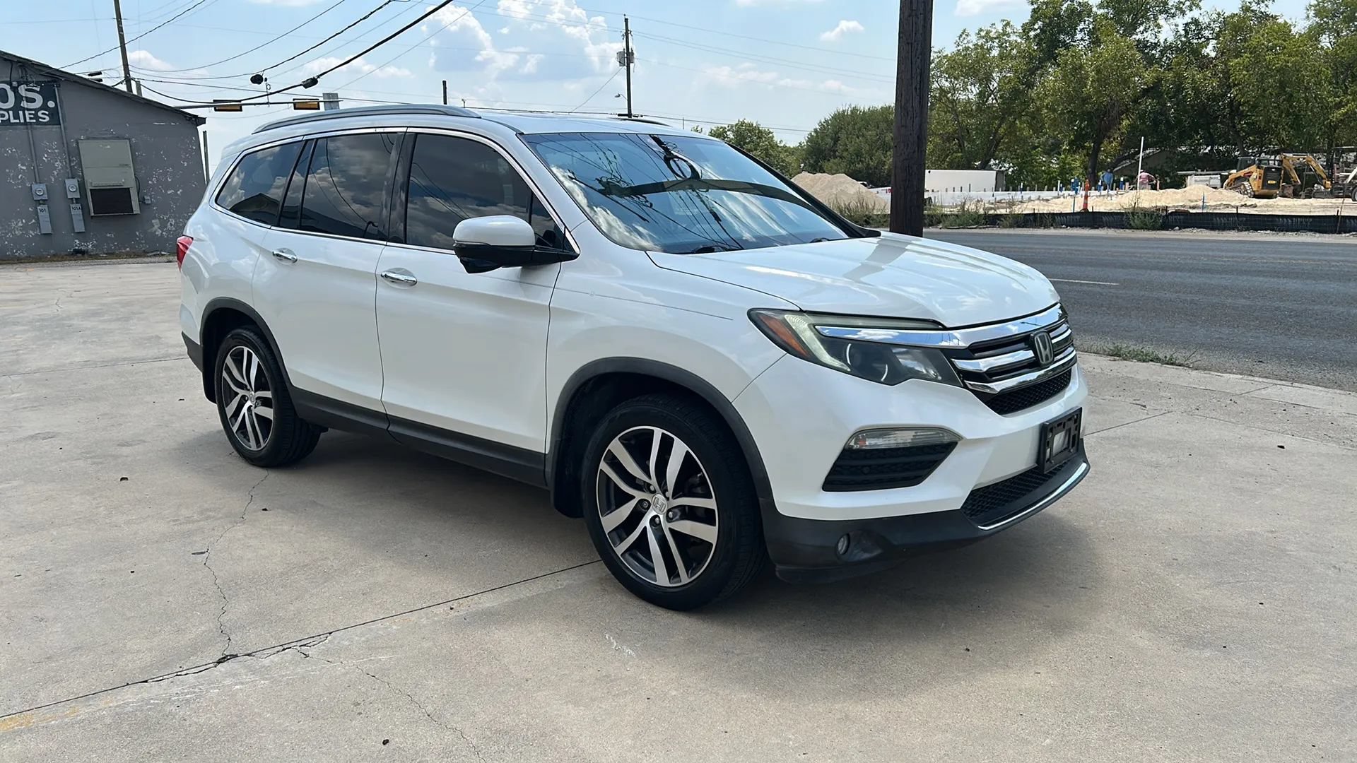 Used 2018 Honda Pilot Touring image 7