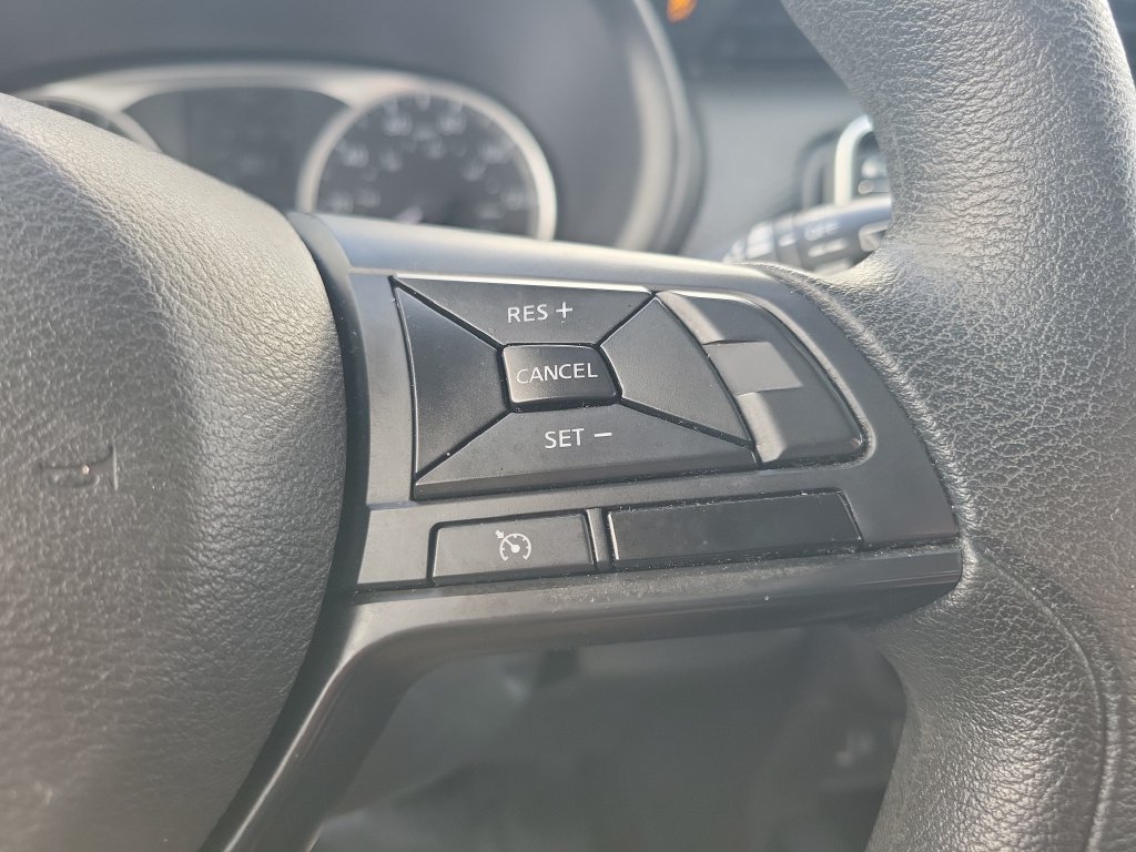 Used 2023 Nissan Kicks S FWD image 19