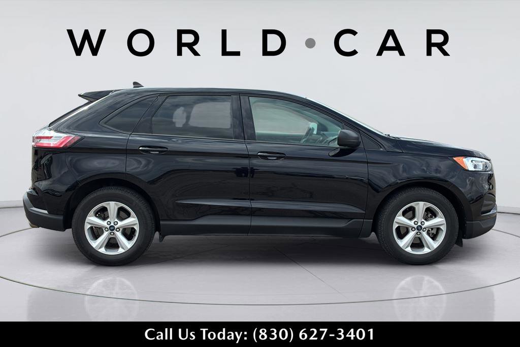 Used 2019 Ford Edge SE image 11