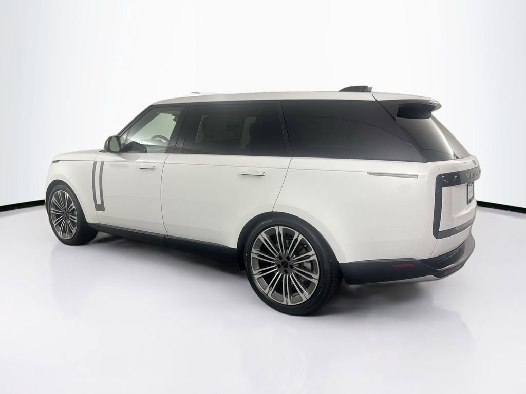 New 2026 Land Rover Range Rover Long Wheelbase SE image 7