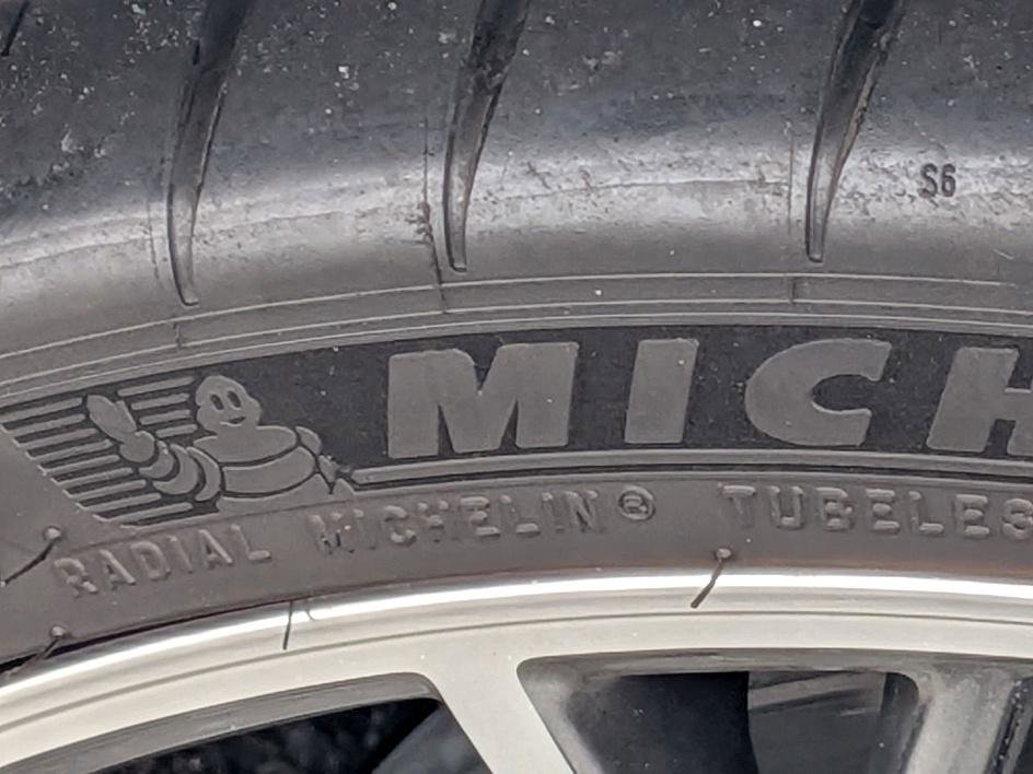 Used 2024 Chevrolet Corvette Stingray Preferred Conv w/ 2LT image 11