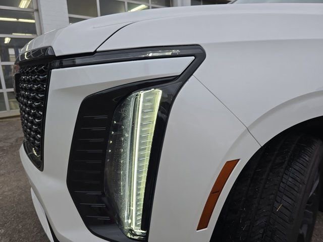 Certified 2025 Cadillac Escalade ESV Premium Luxury w/ Touring Package image 32
