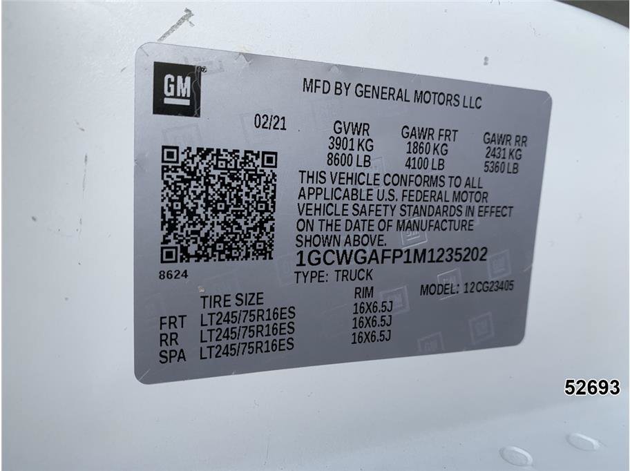 Used 2021 Chevrolet Express 2500 RWD image 18