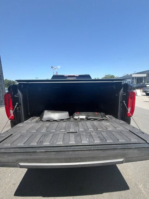 Used 2019 GMC Sierra 1500 SLT w/ SLT Premium Plus Package AWD/4WD image 8
