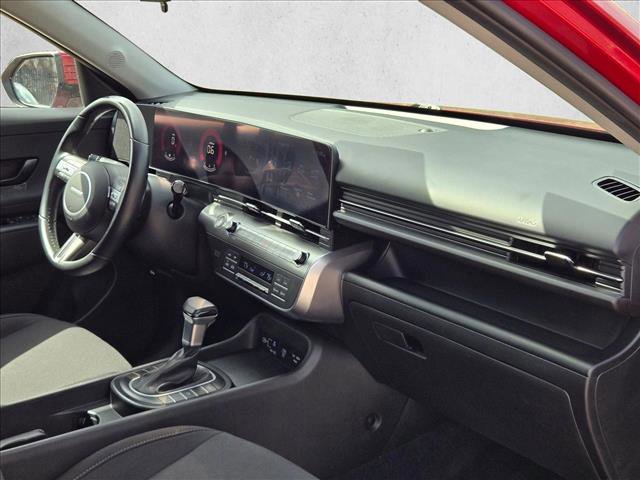Used 2025 Hyundai Kona SEL image 20