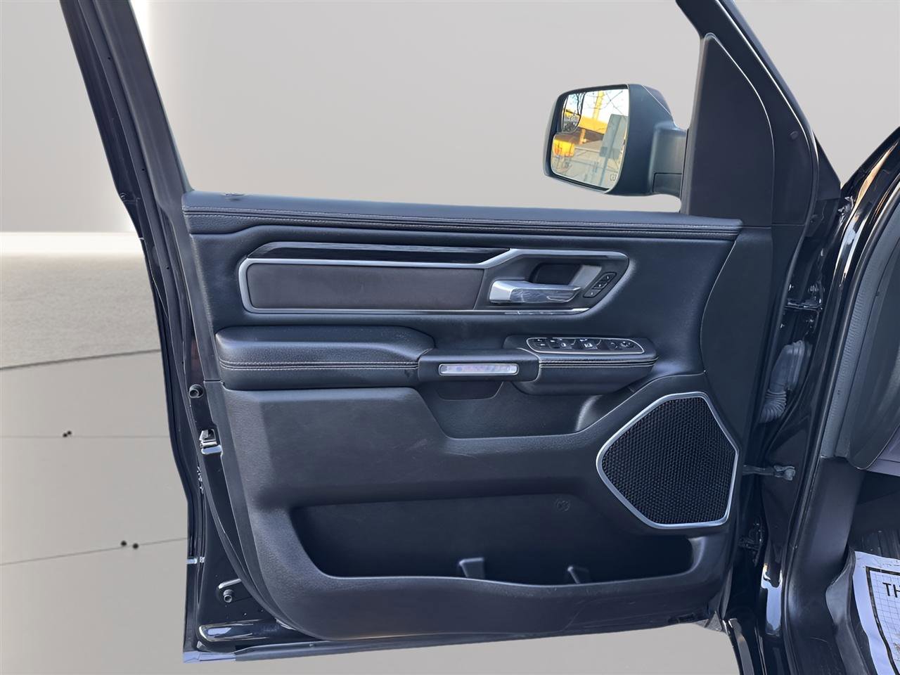 Used 2023 RAM 1500 Laramie image 16