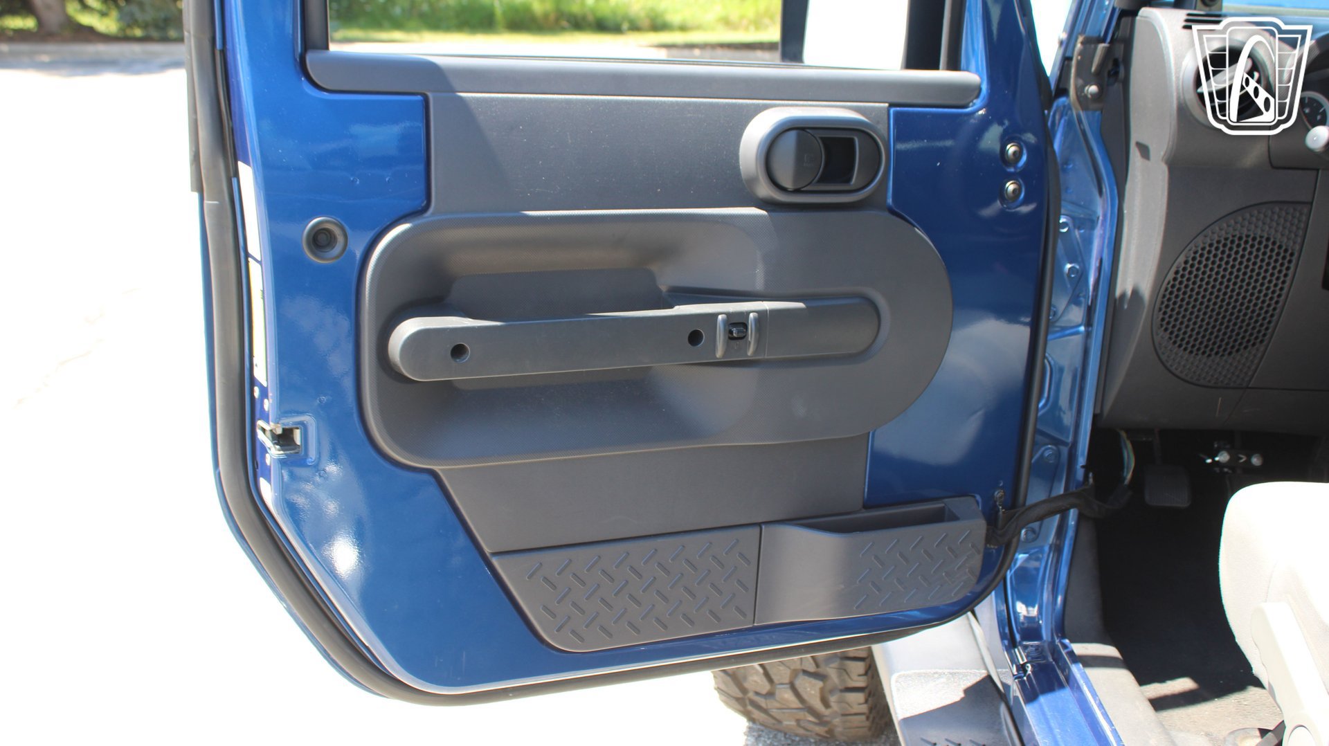 Used 2010 Jeep Wrangler Sport AWD/4WD image 12