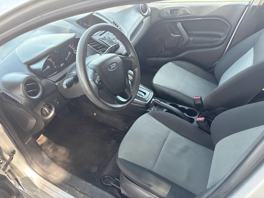 Used 2017 Ford Fiesta S image 9