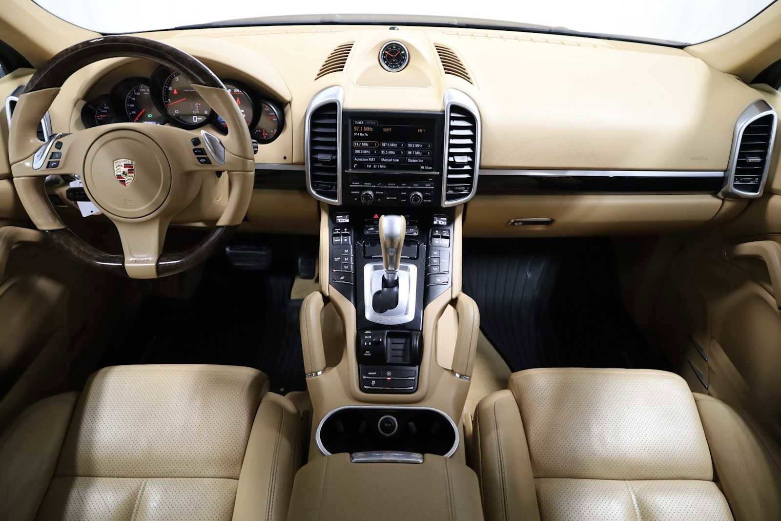Used 2014 Porsche Cayenne AWD/4WD image 26
