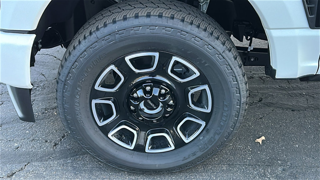 New 2026 Ford F250 Platinum image 9