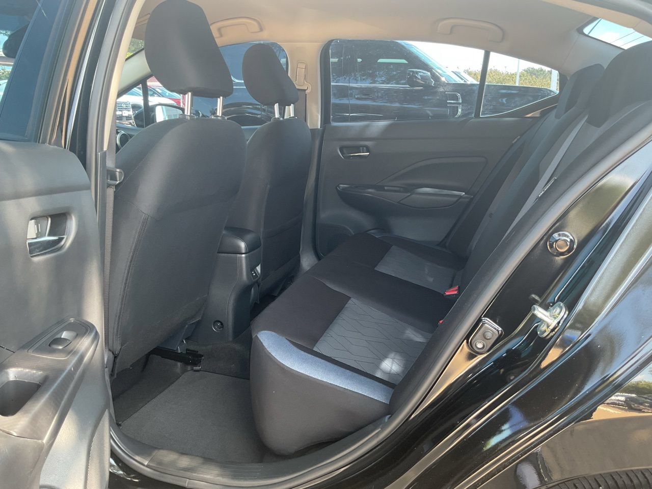 Used 2025 Nissan Versa SV w/ Trunk Package FWD image 11