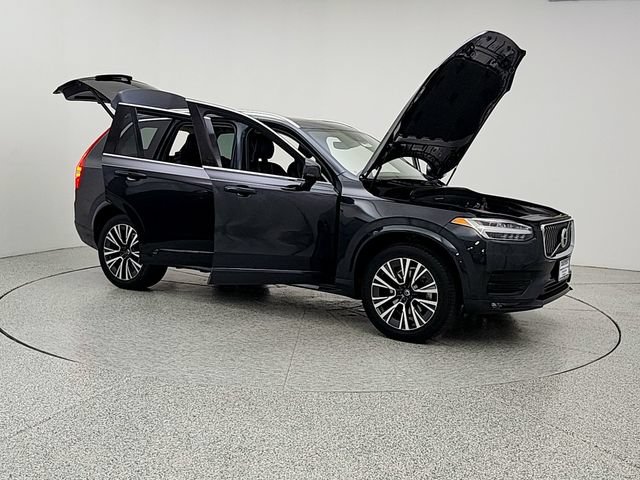 Used 2021 Volvo XC90 T6 Momentum w/ Climate Package AWD/4WD image 10