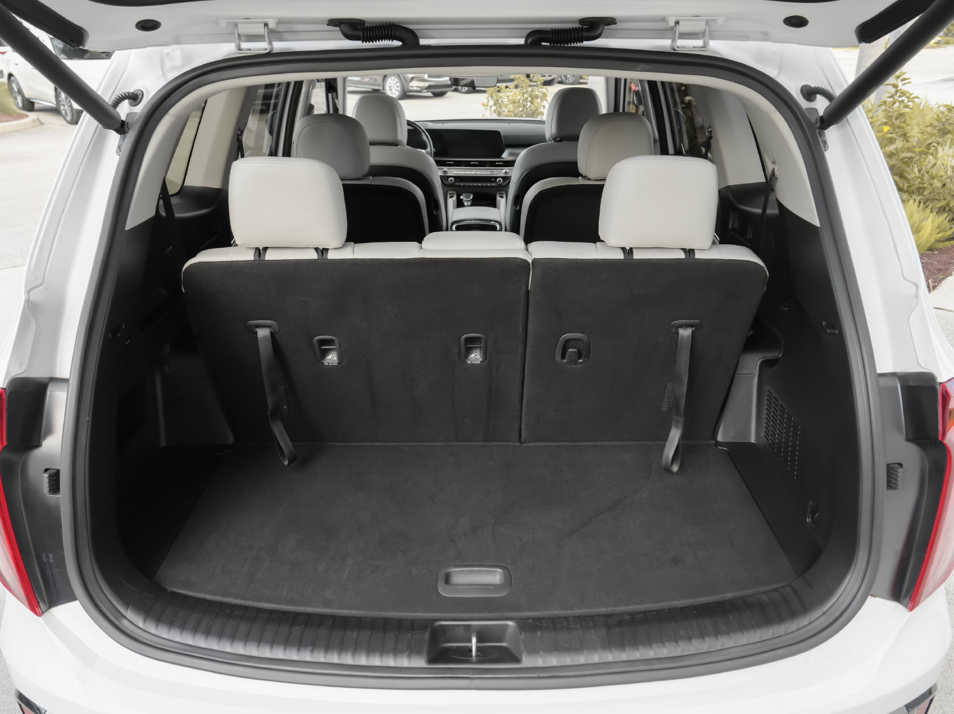 Used 2025 Kia Telluride S FWD image 43