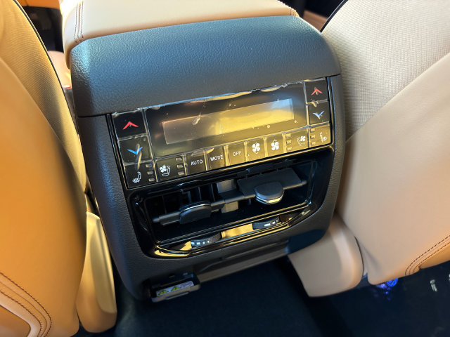 New 2027 Jeep Grand Cherokee Summit AWD/4WD image 15