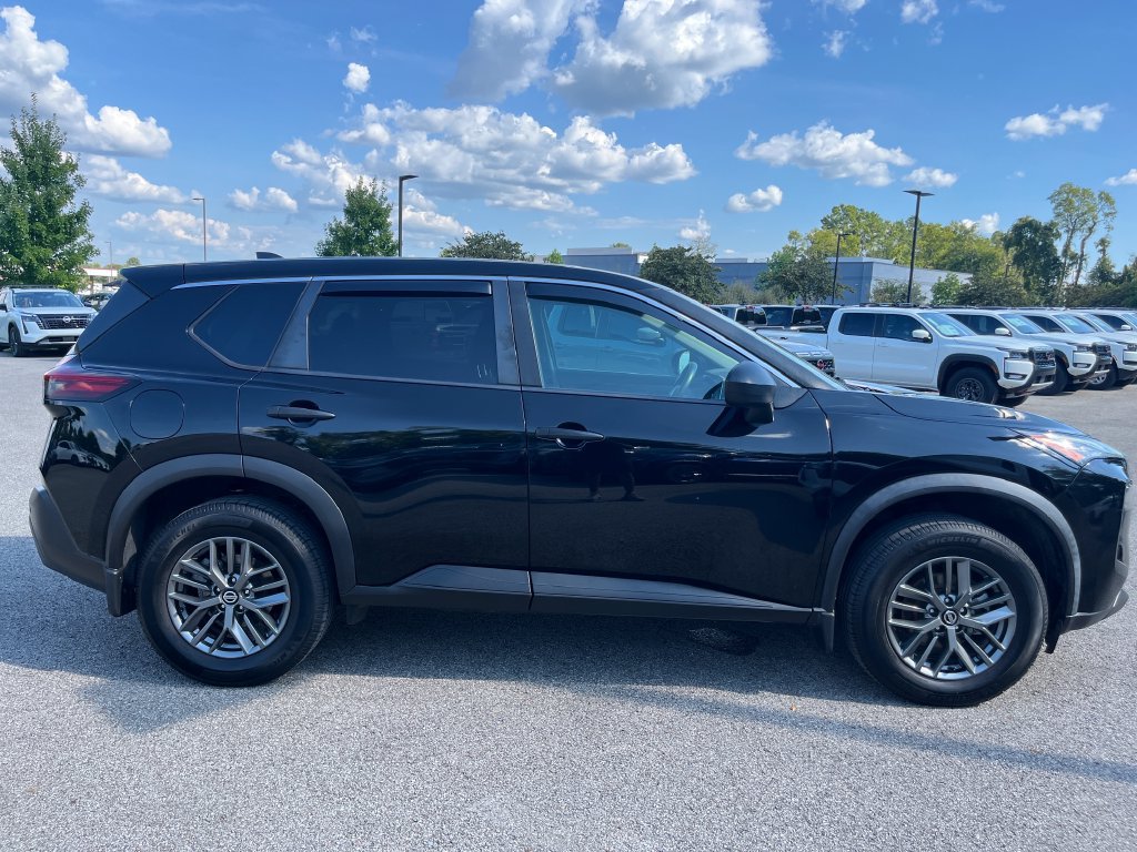 Used 2021 Nissan Rogue S FWD image 8