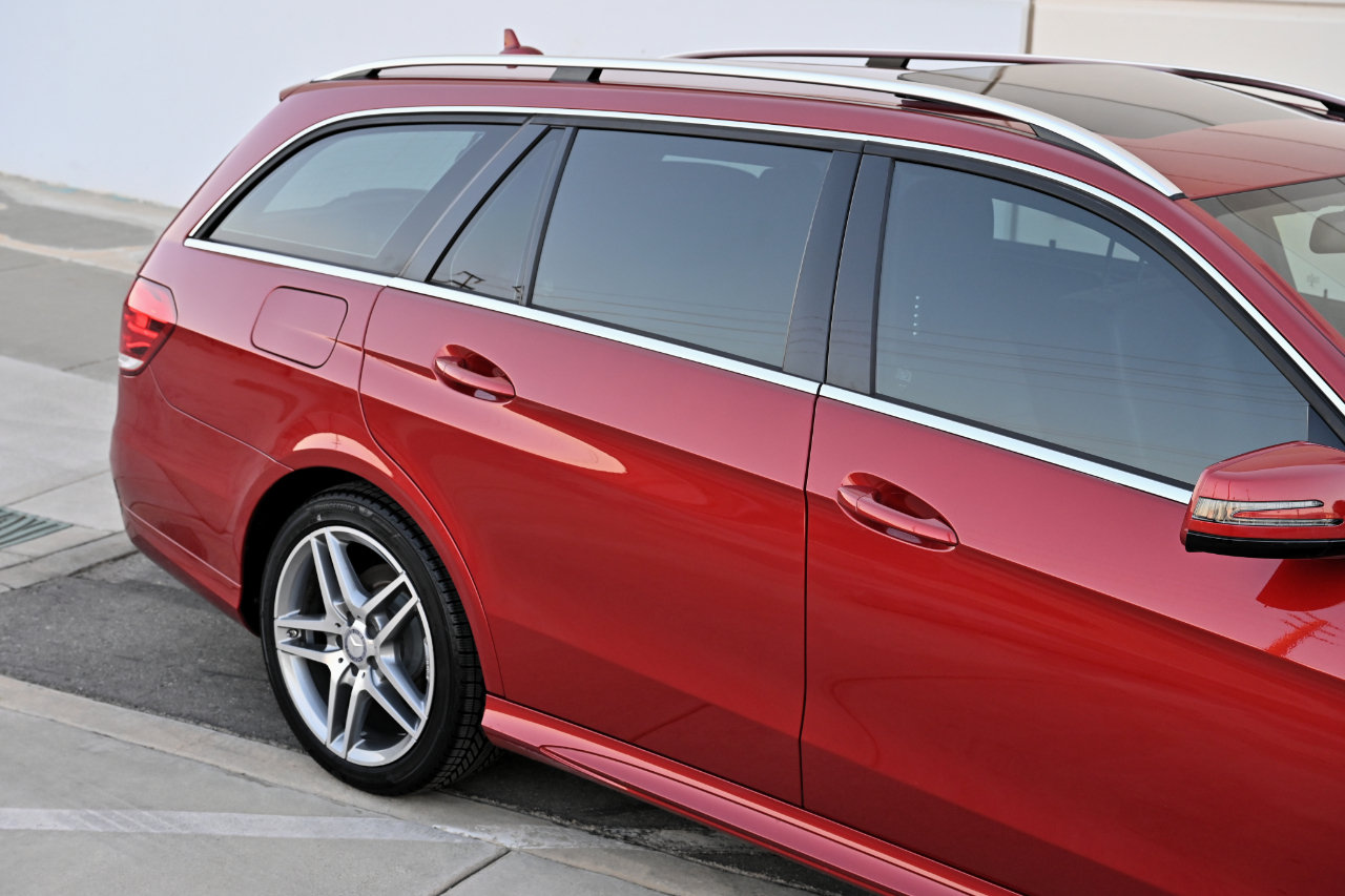 Used 2014 Mercedes-Benz E 350 4MATIC Wagon image 37