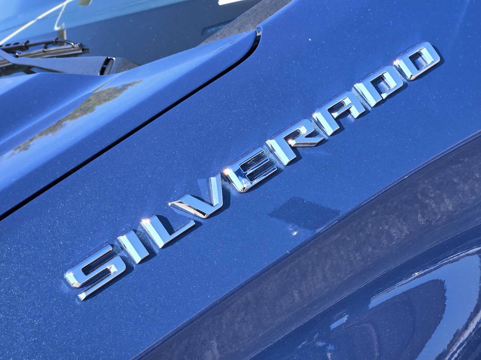 Certified 2024 Chevrolet Silverado 1500 LTZ RWD image 10