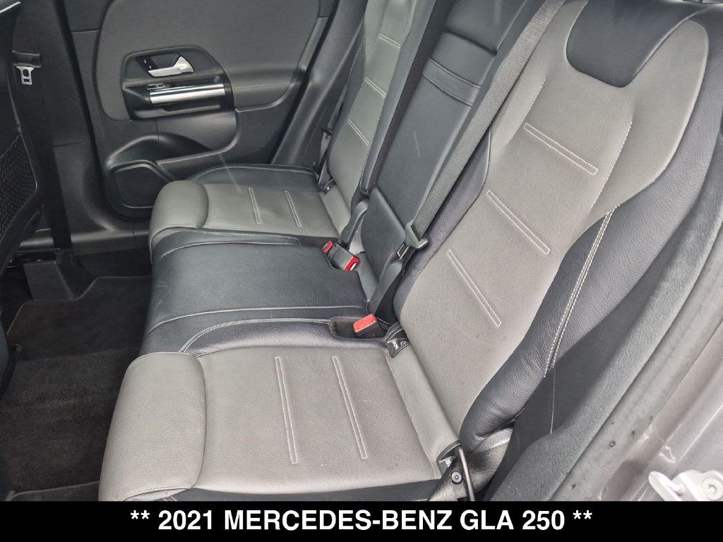 Certified 2021 Mercedes-Benz GLA 250 4MATIC image 3