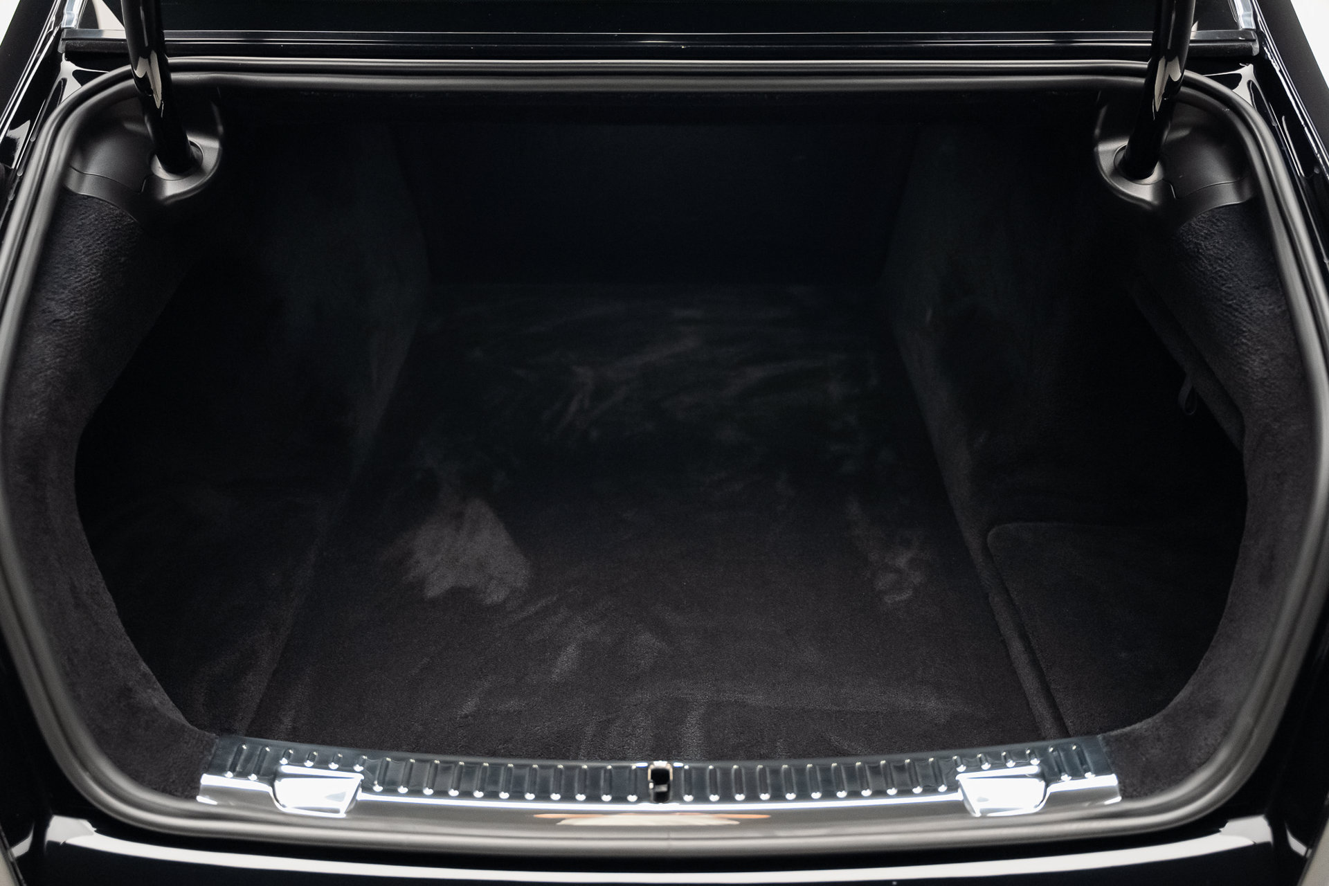 Used 2024 Rolls-Royce Phantom Extended Wheelbase RWD image 84