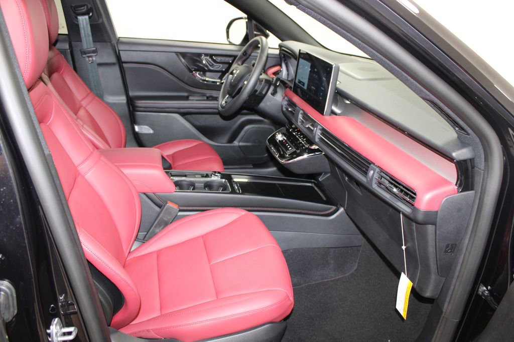 New 2026 Lincoln Corsair Reserve w/ Jet Appearance Package image 28