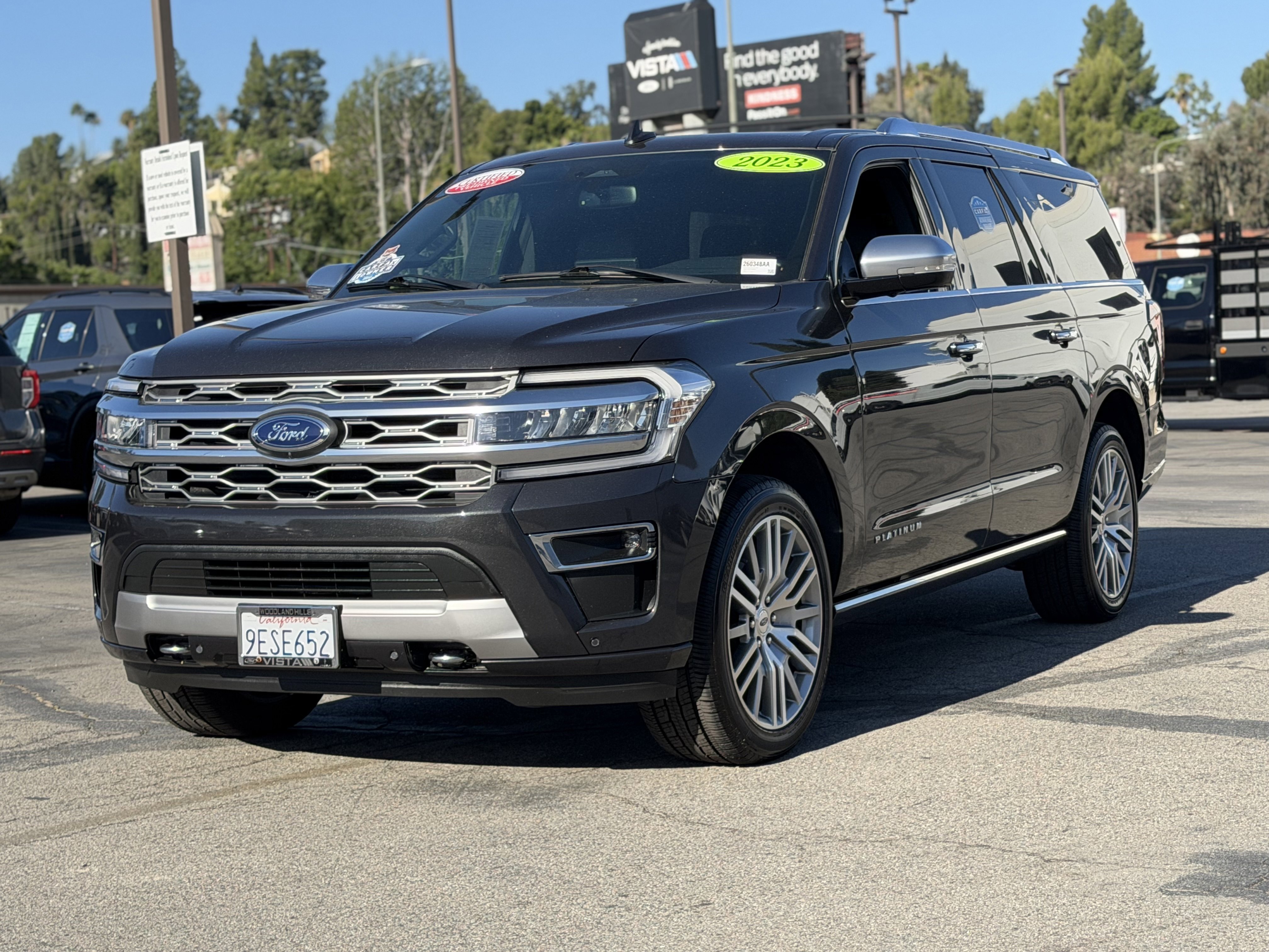 Certified 2023 Ford Expedition Max Platinum AWD/4WD image 3